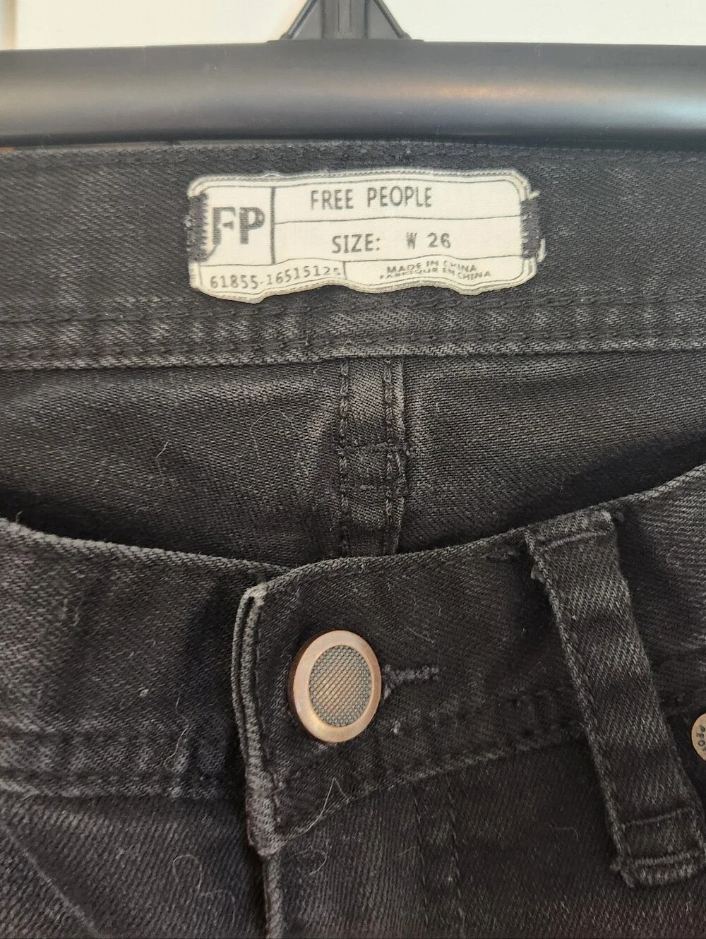 FREE PEOPLE BLACK SKINNY SIDE LEG ZIPPER JEANS, 26